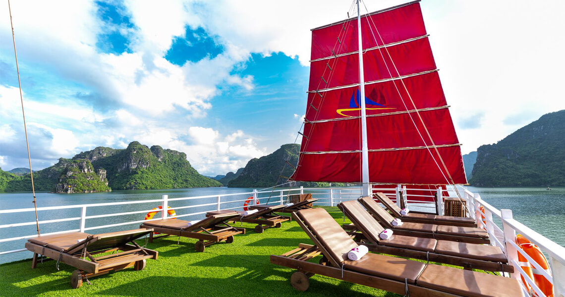 Amazing Sails Halong Bay Cruise